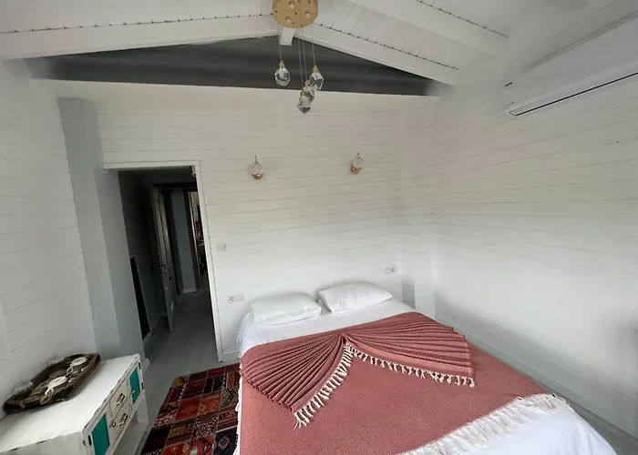 Alacati Xl Luxury Hotel
