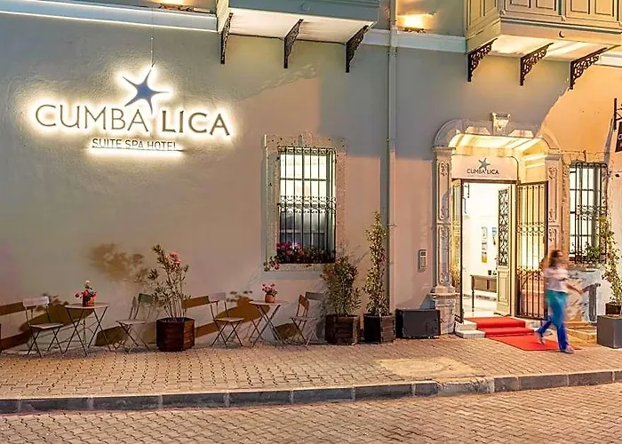 Cumbalica Hotel